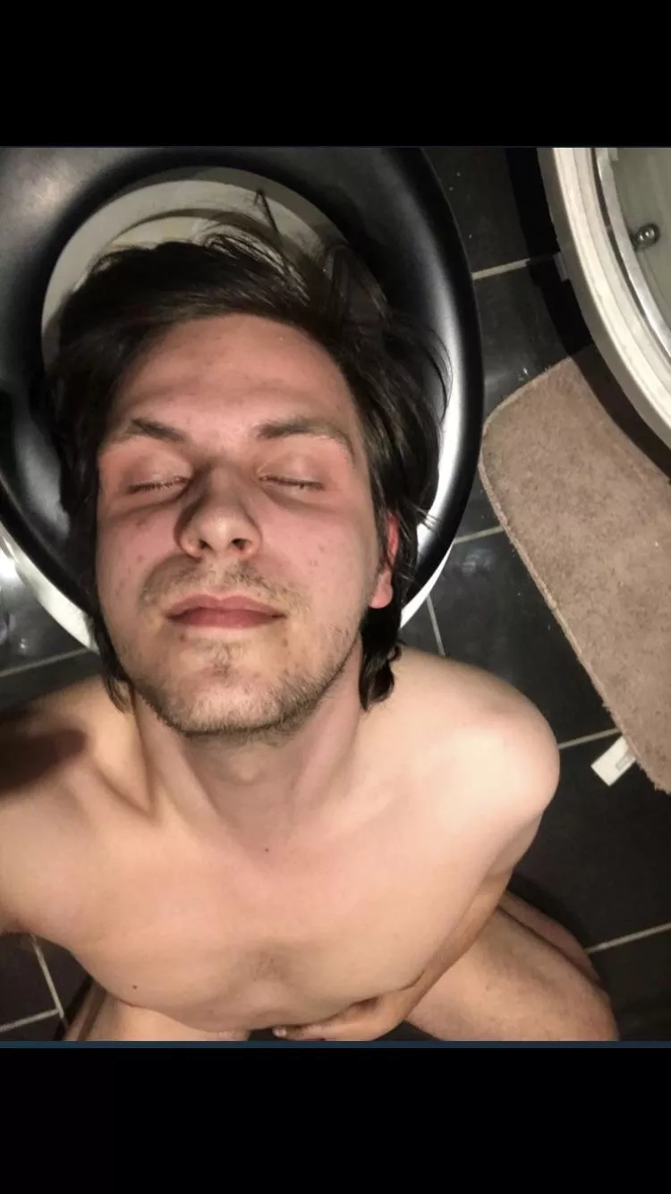 Anyone wanna use me as a urinal? posted by Hashsmoker4202