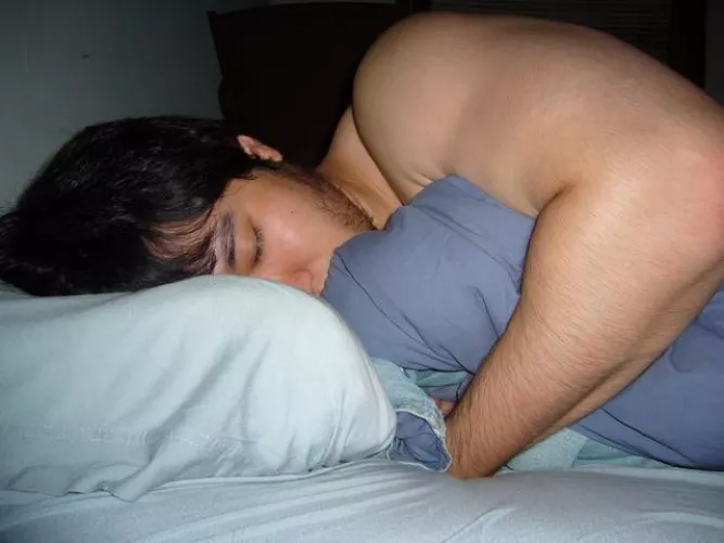 Anyone want a cuddle? by Throwawayab5990