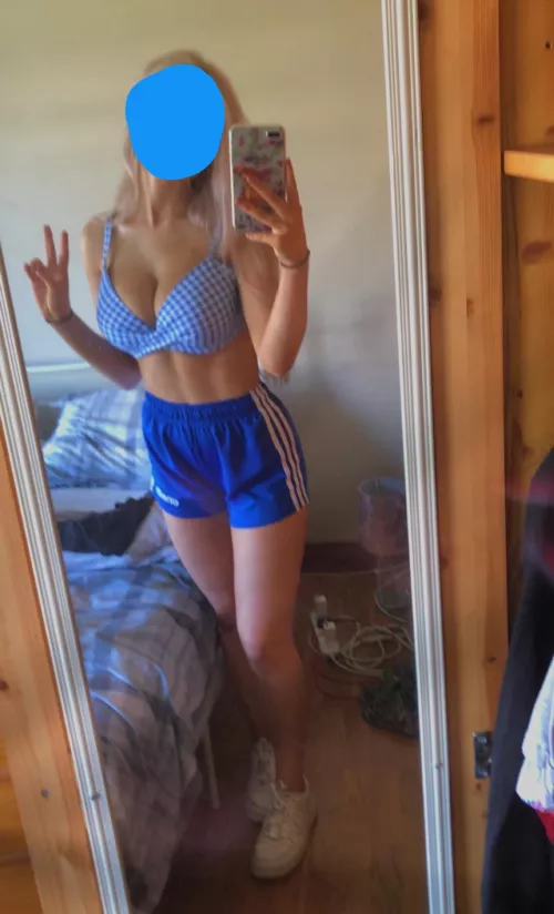 anyone want to bust a nut over my busty teen sis? [Kik - awrjqijdjl] by triblord69