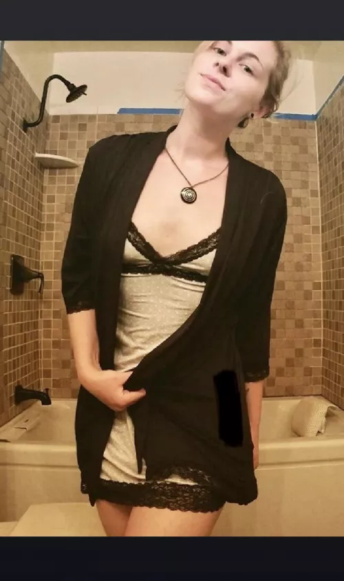 Anyone want to caption my sister? by bigsiscaps