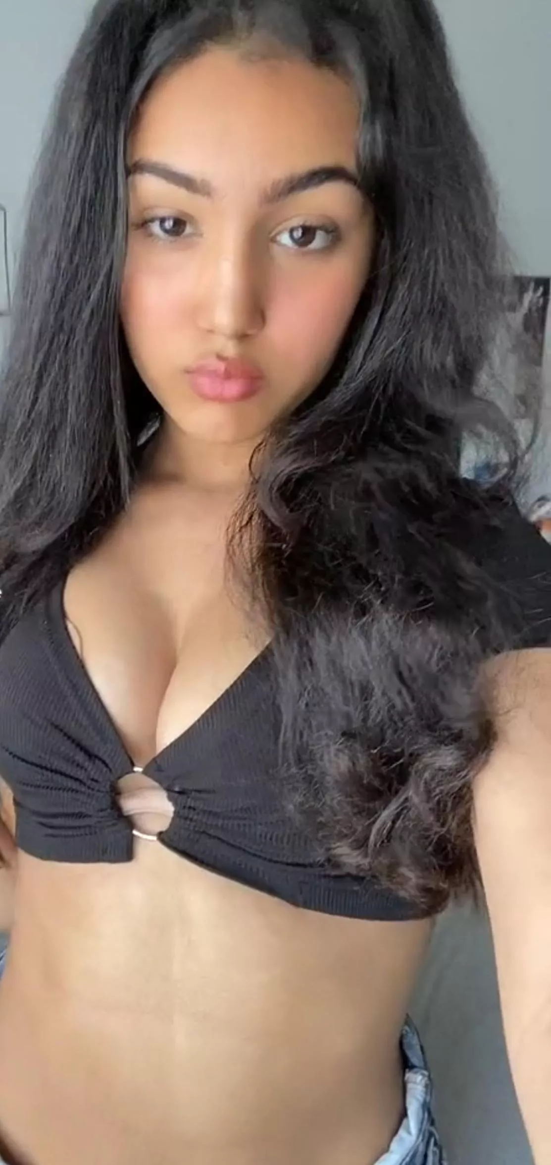 anyone want to cum/cock trib my friend send proof of second screen I'll send more pics (no lim) posted by Soggy-Entertainer392