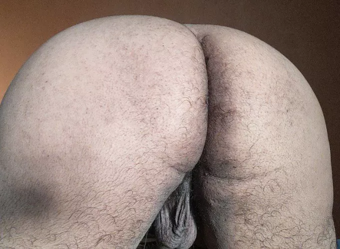 Anyone want to feel these soft pillows? Tell what u wanna do with it by Sharp-Concert6990