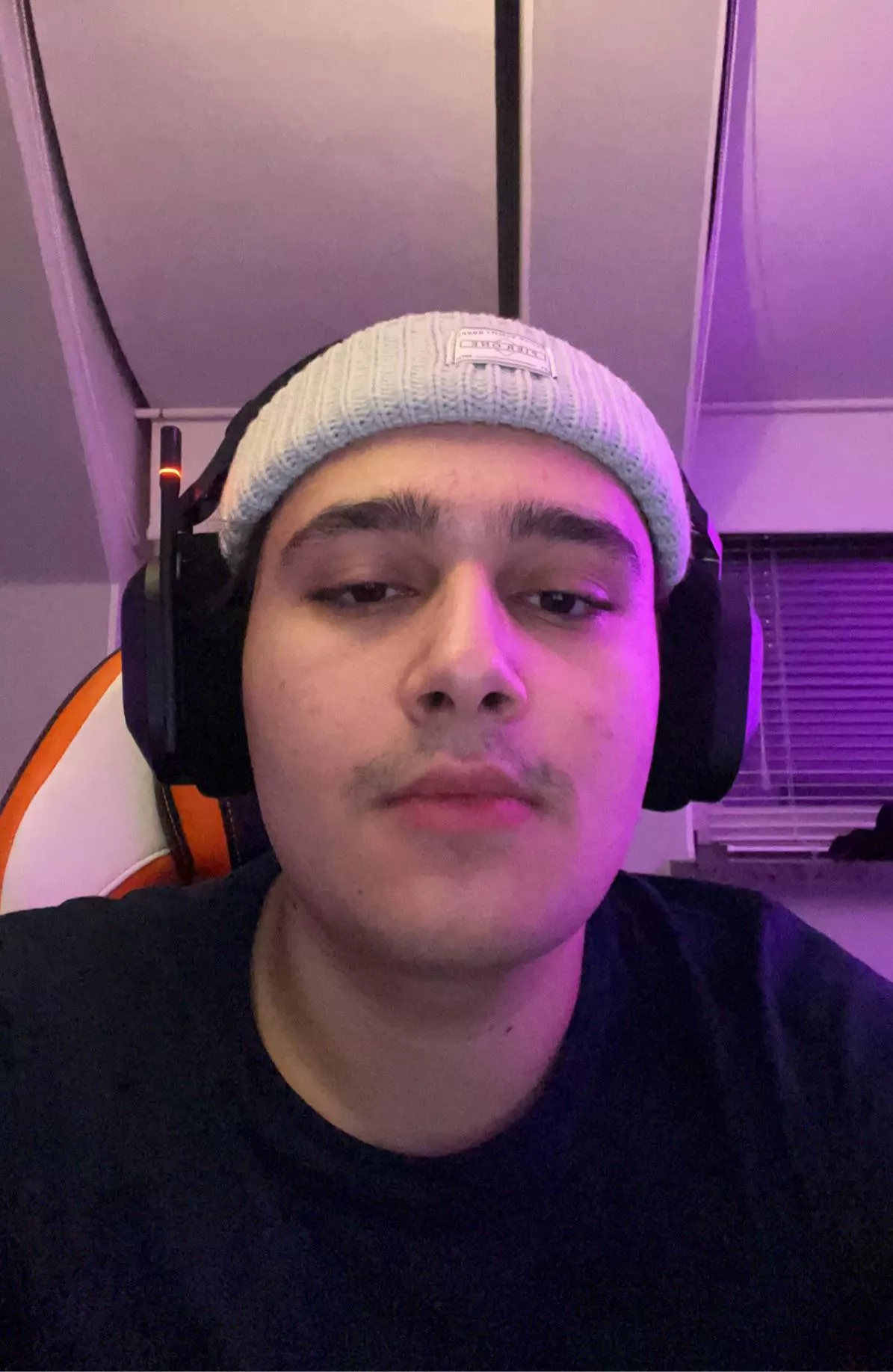 Anyone wants to play some apex ? :) posted by Basharst