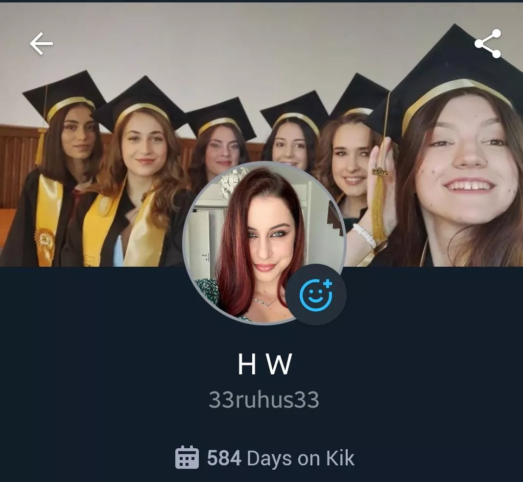 Anyone who wanna rate some of my friends and say what you like/dont like about them? kik 33ruhus33 (18 girls 18-20 years old) posted by 3ruhus