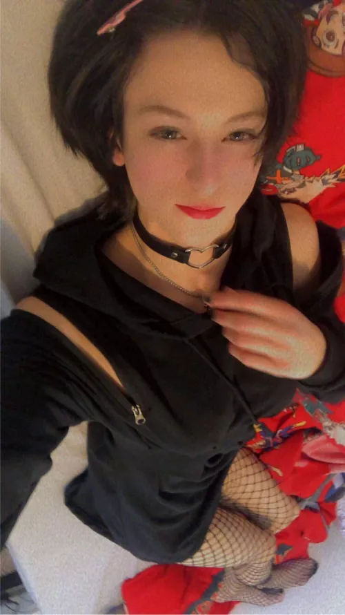 Anything catch your eye? by Kira_Blankk