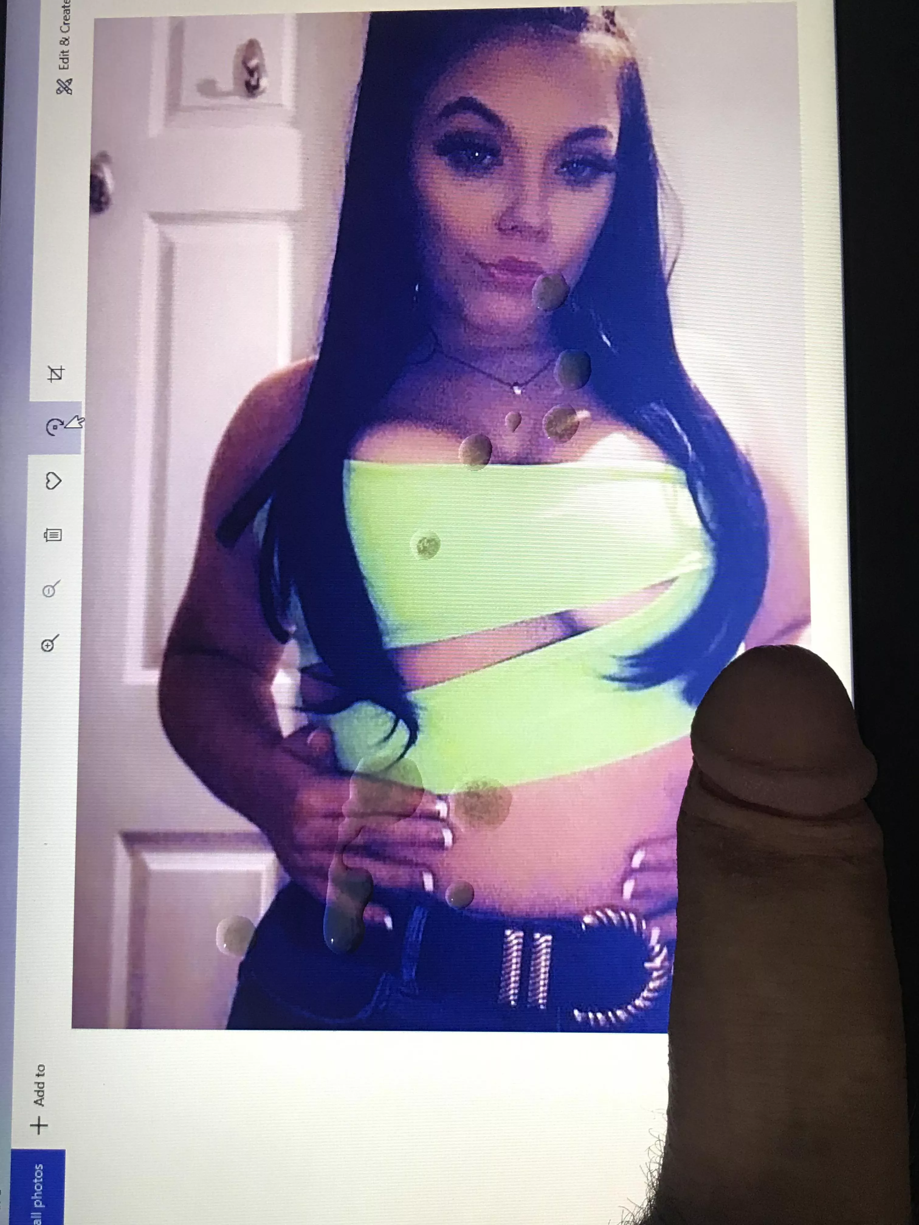 Ao hot 🥵 posted by Puzzleheaded-Gur-664