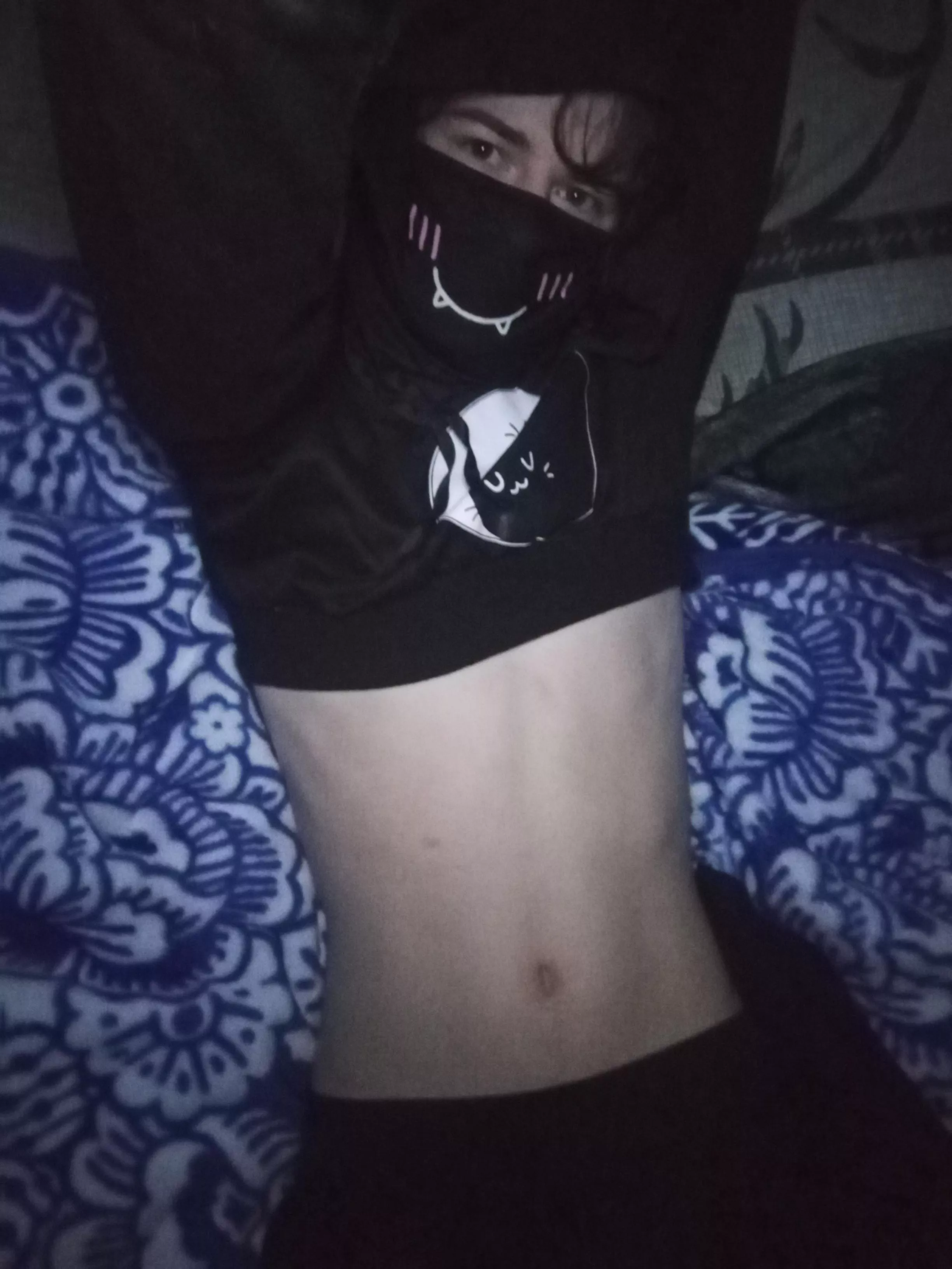 Apparently was my cake day yesterday. But ah well, is Tuesday, have tummy. Also have an invitation to drop by and chat for a little while :3 posted by Rex538