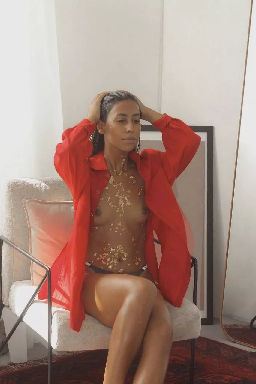 Are guys really attracted to boobs like mine? posted by HourlyTangy