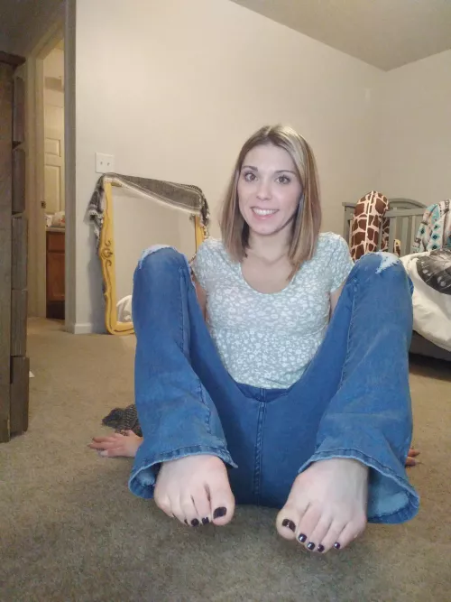 Are they suckable toes? by Daniella_222