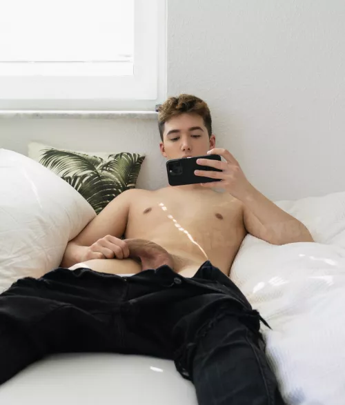 are u able to make my dick hard? by thajuicyboi