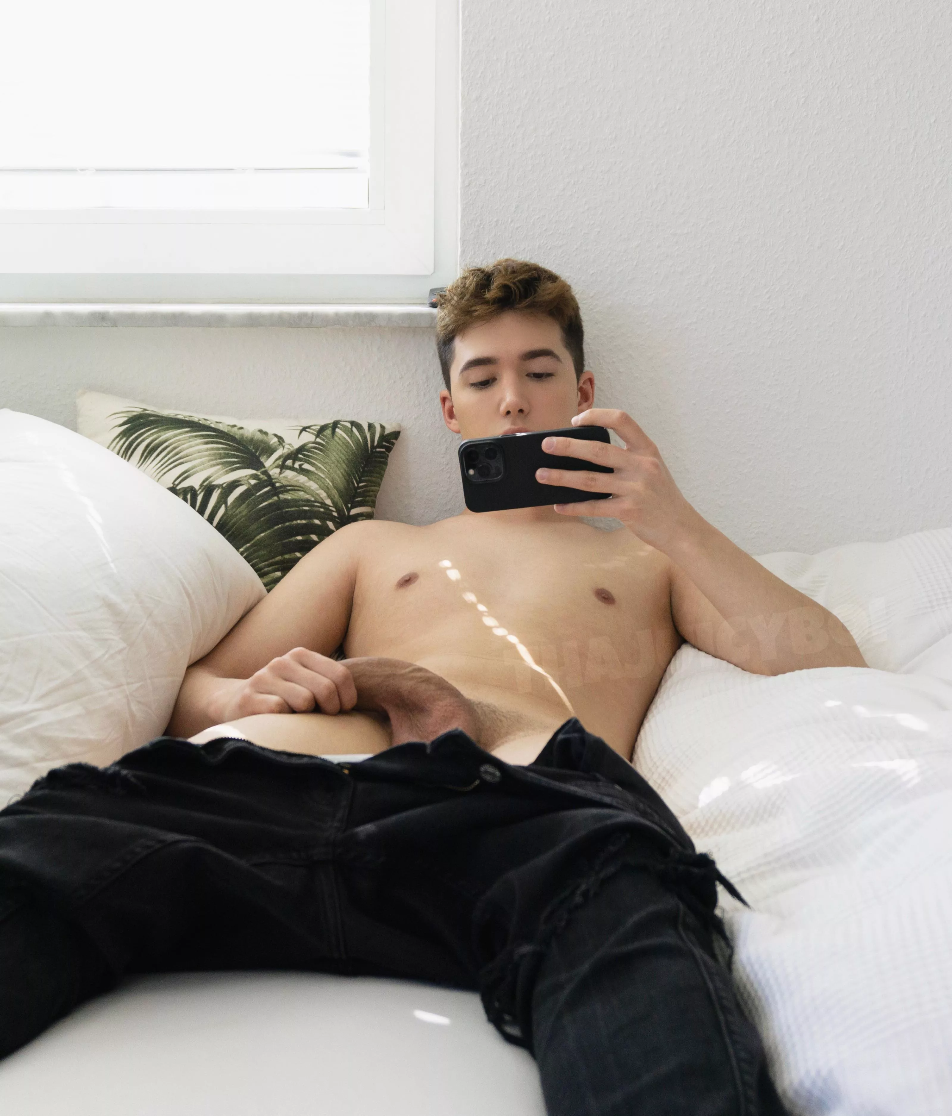 are u able to make my dick hard? posted by thajuicyboi