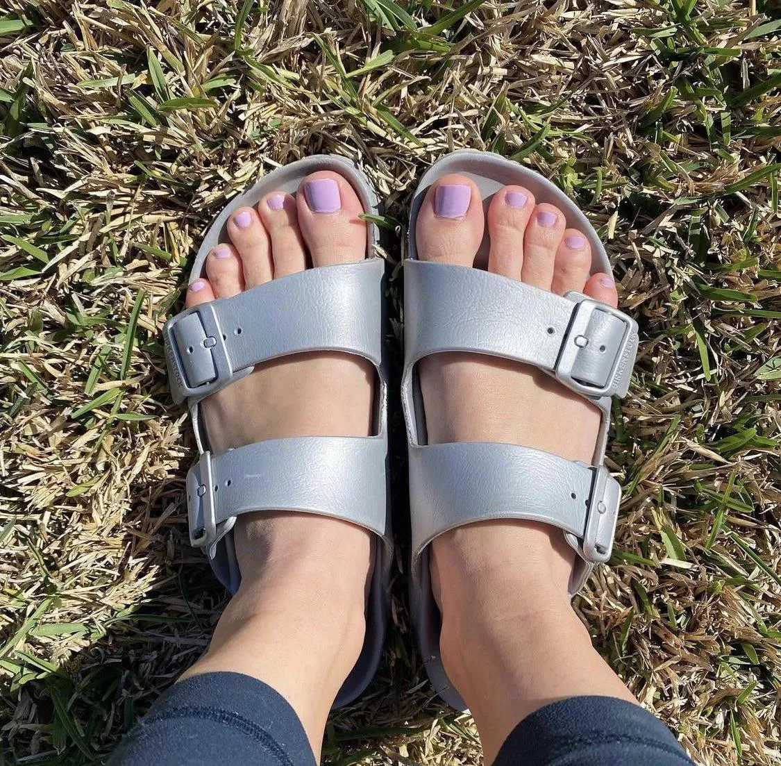 Are you a fan of birks? 😊🦶 posted by myposedtoes