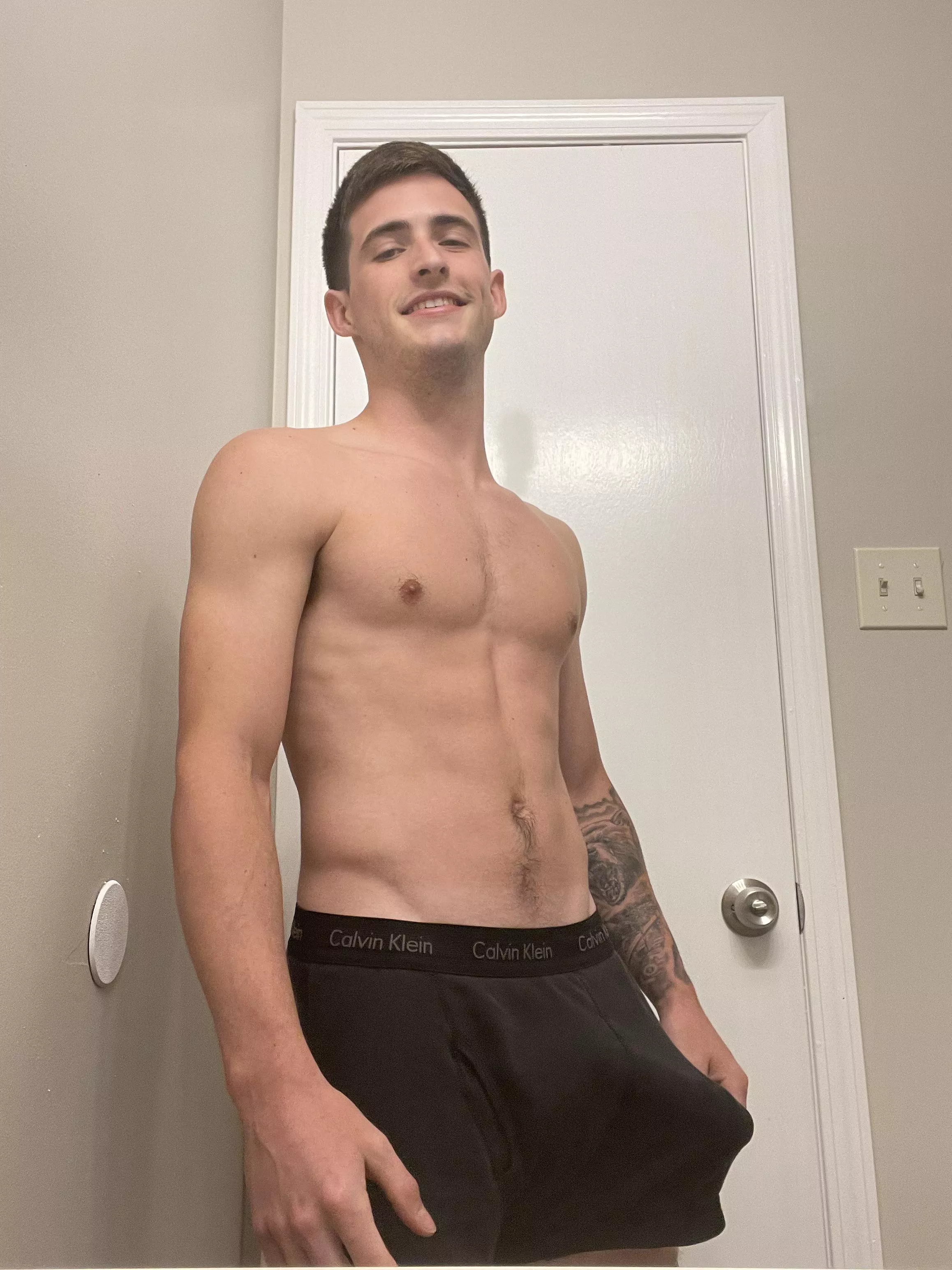 Are you horny?😏 posted by MaxPriceOF