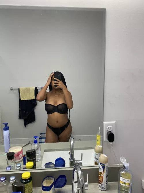 are you into black girls? by xoxoxoprincess