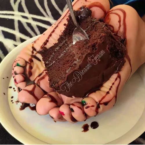 Are you ready to eat? by TheDreaamTeaam