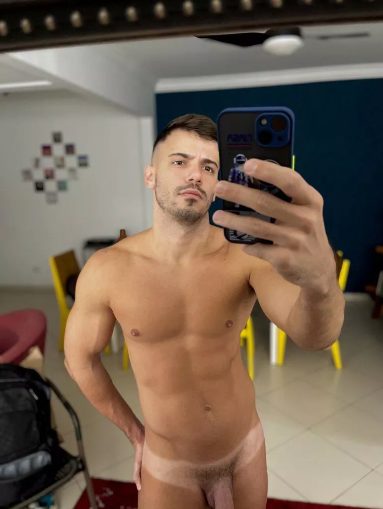 Are you served? posted by italofassin