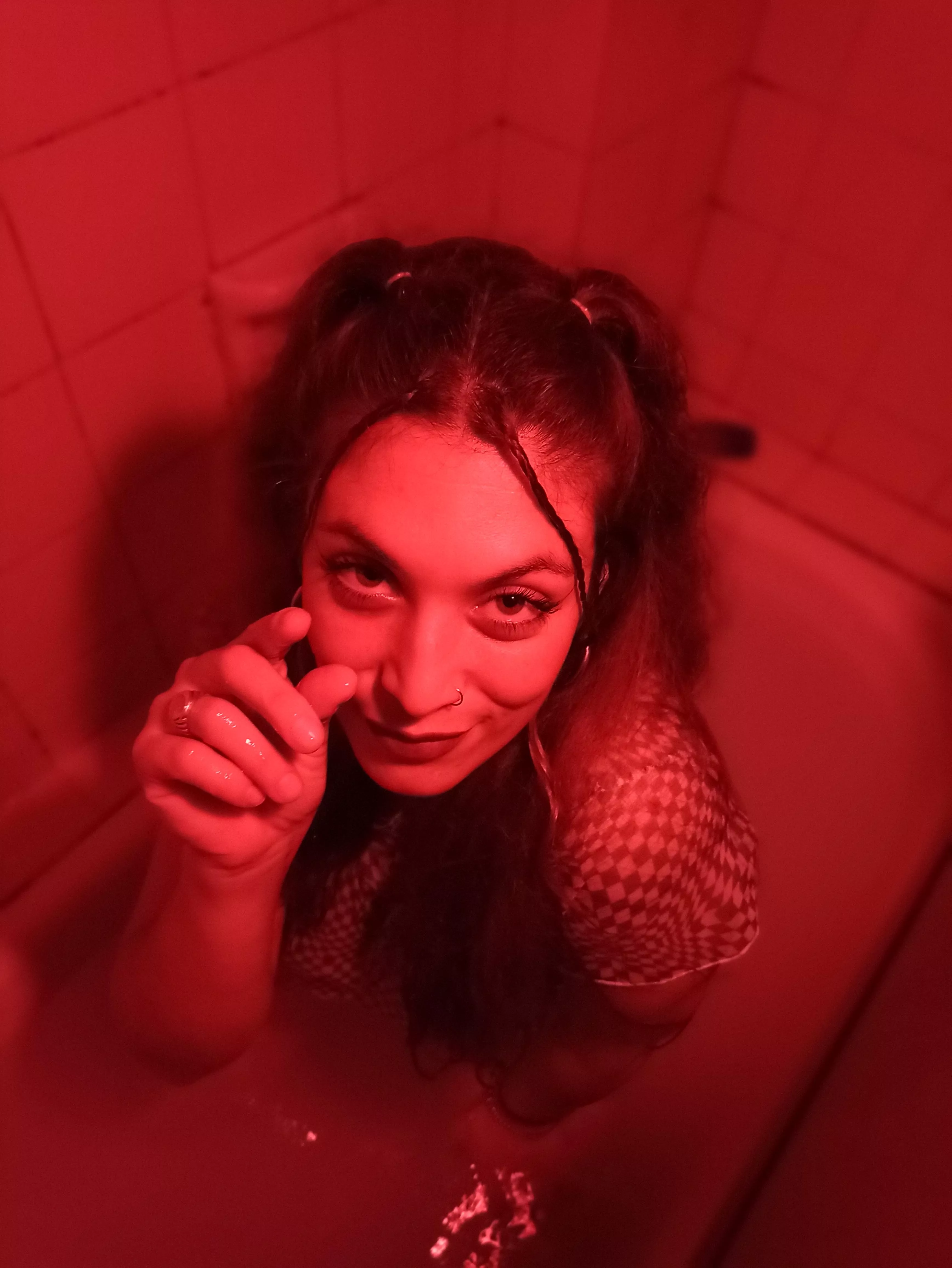 😈🤏Are you sure you could do something for me with that little baby penis? It's so pathetic I can't even see it🤏😈[domme] posted by gitanaxxx