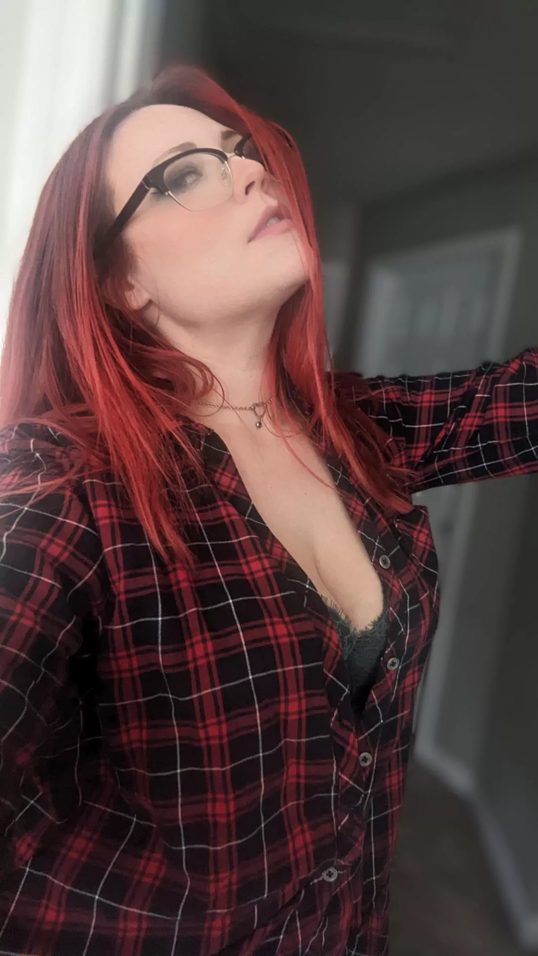 Are you thirsty this Thursday?💋 posted by CRVY_MLF