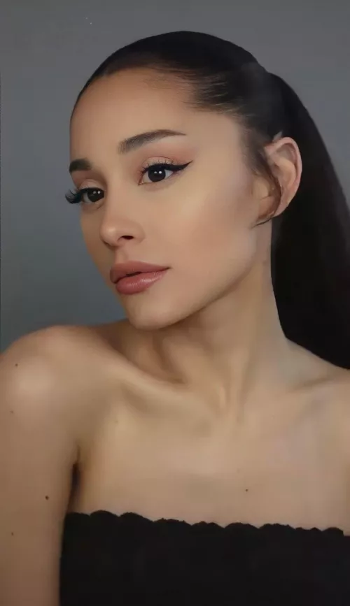 Ariana Grande would look much better covered in cum by itsthehornypolice