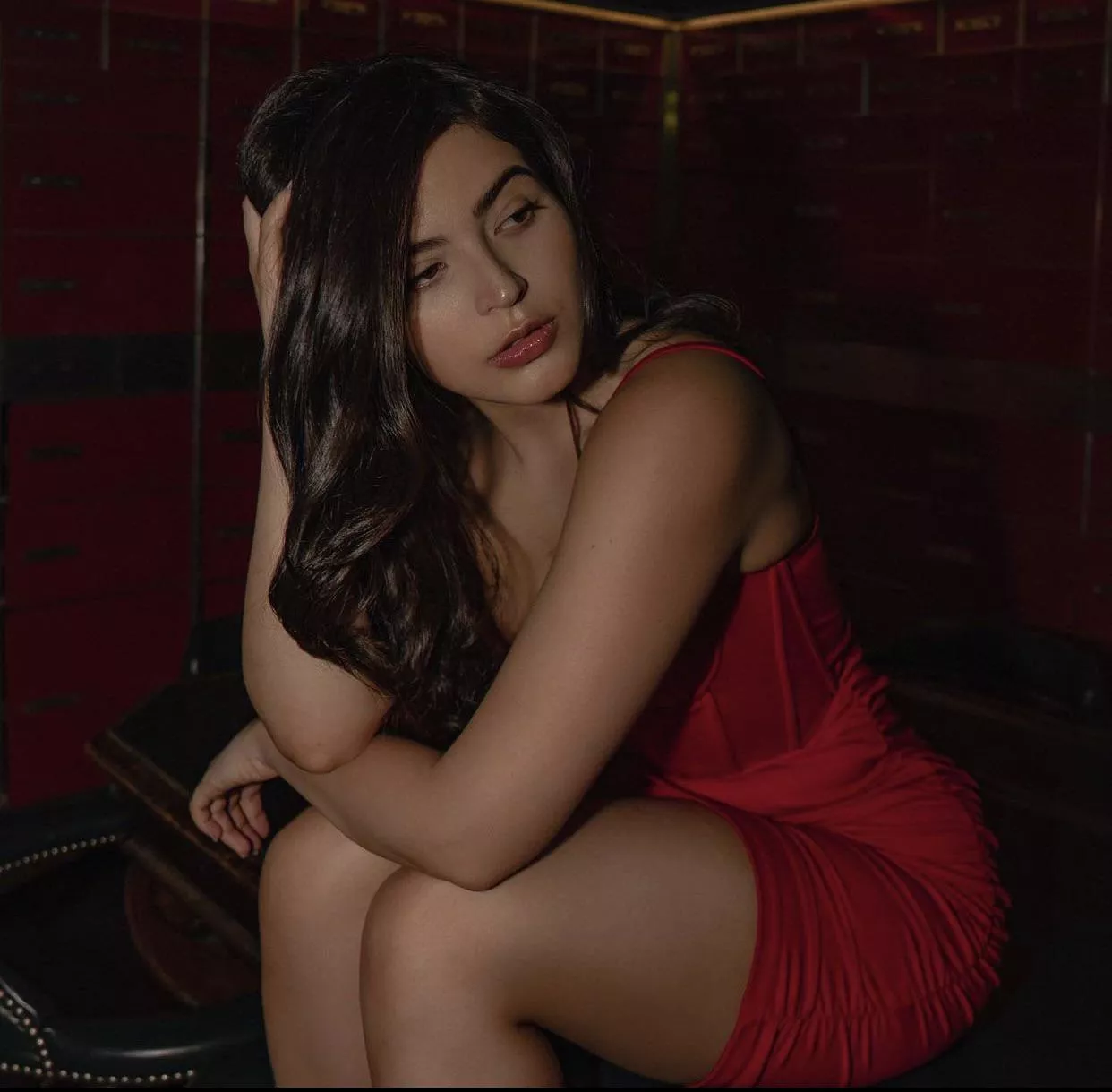 Ariana Van X posted by EdmundTheCasual