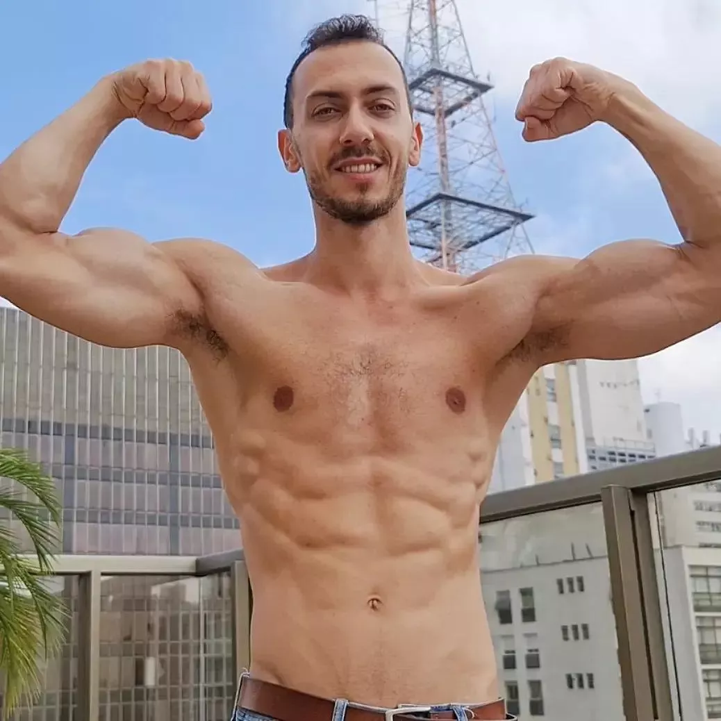 Armpits or Biceps ? posted by FitManDan1