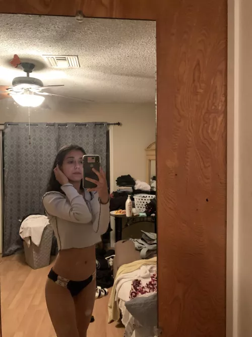 Arrow up on this and I will show you my tits Kik nuttondessi69 by Dessilovescum69