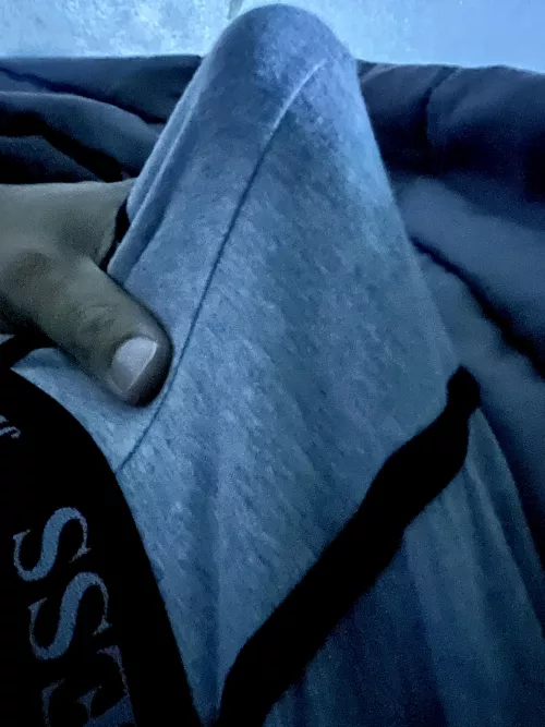 As I scroll Reddit content by ZaddyNineteen