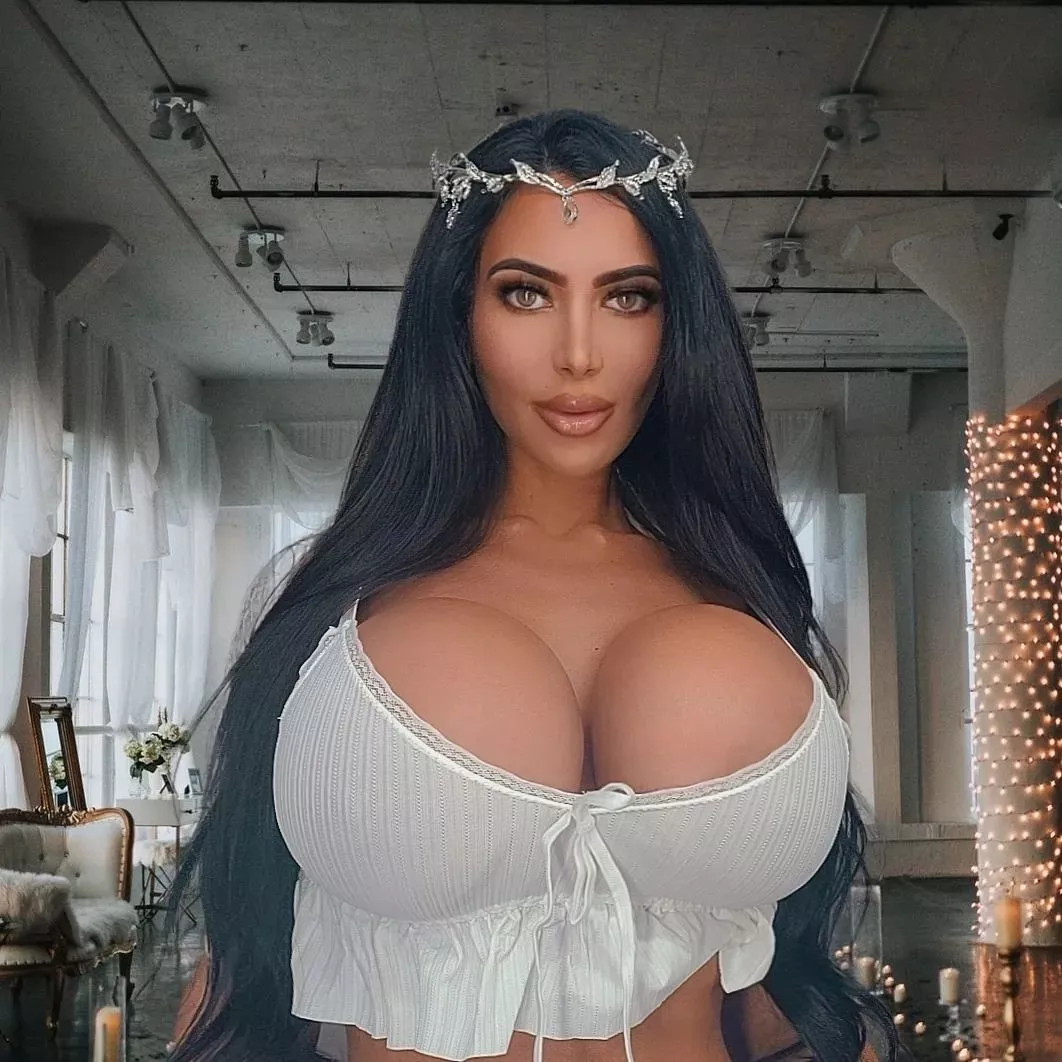 Ashten is mesmerising posted by BimboSimp