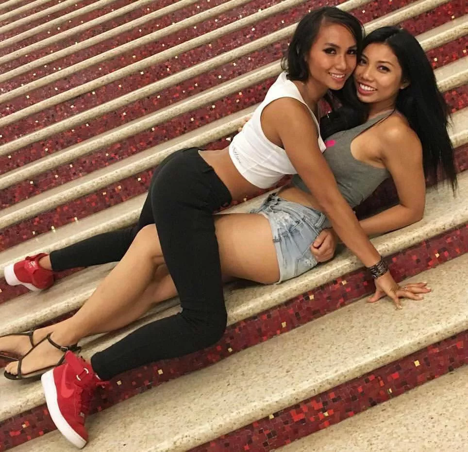 Asian Ladies posted by rikkux2