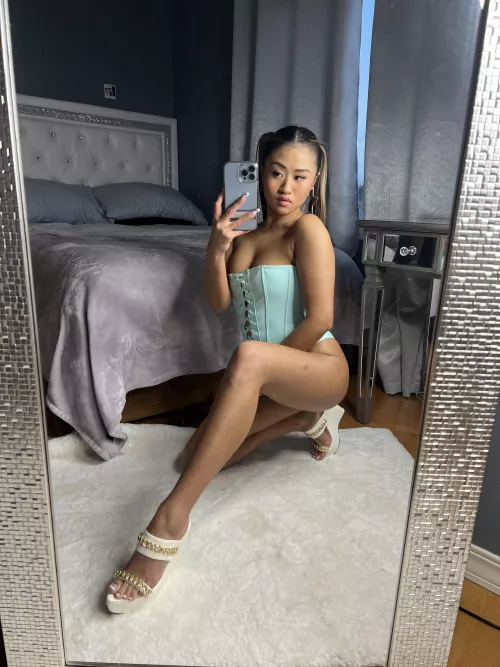 Asian legs with French tip toes and wedged heels by Babygirl_Ling