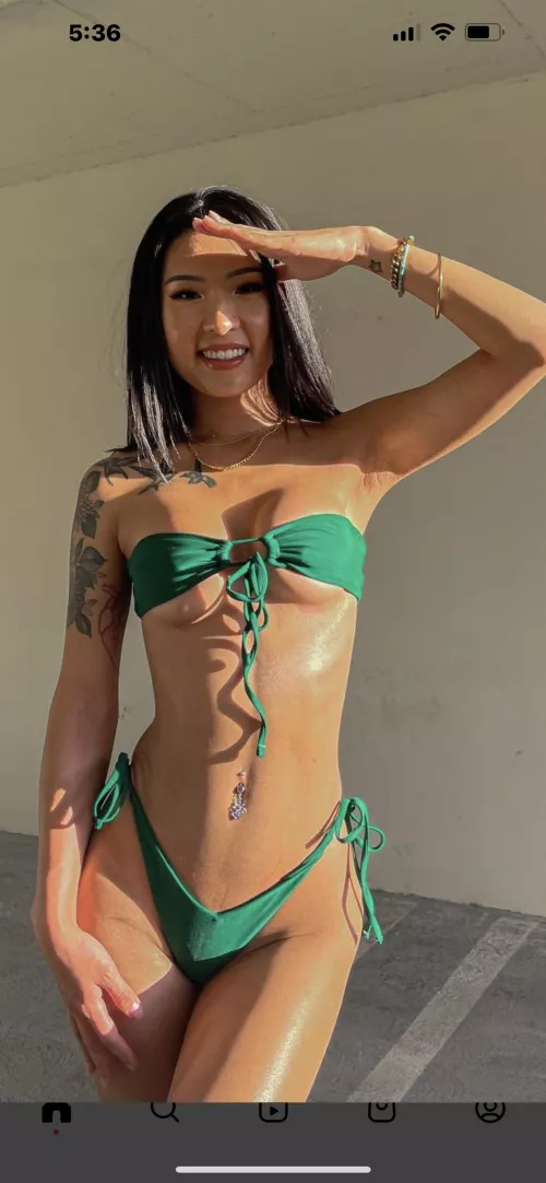 Asian Smoke Show by hooverusshelena