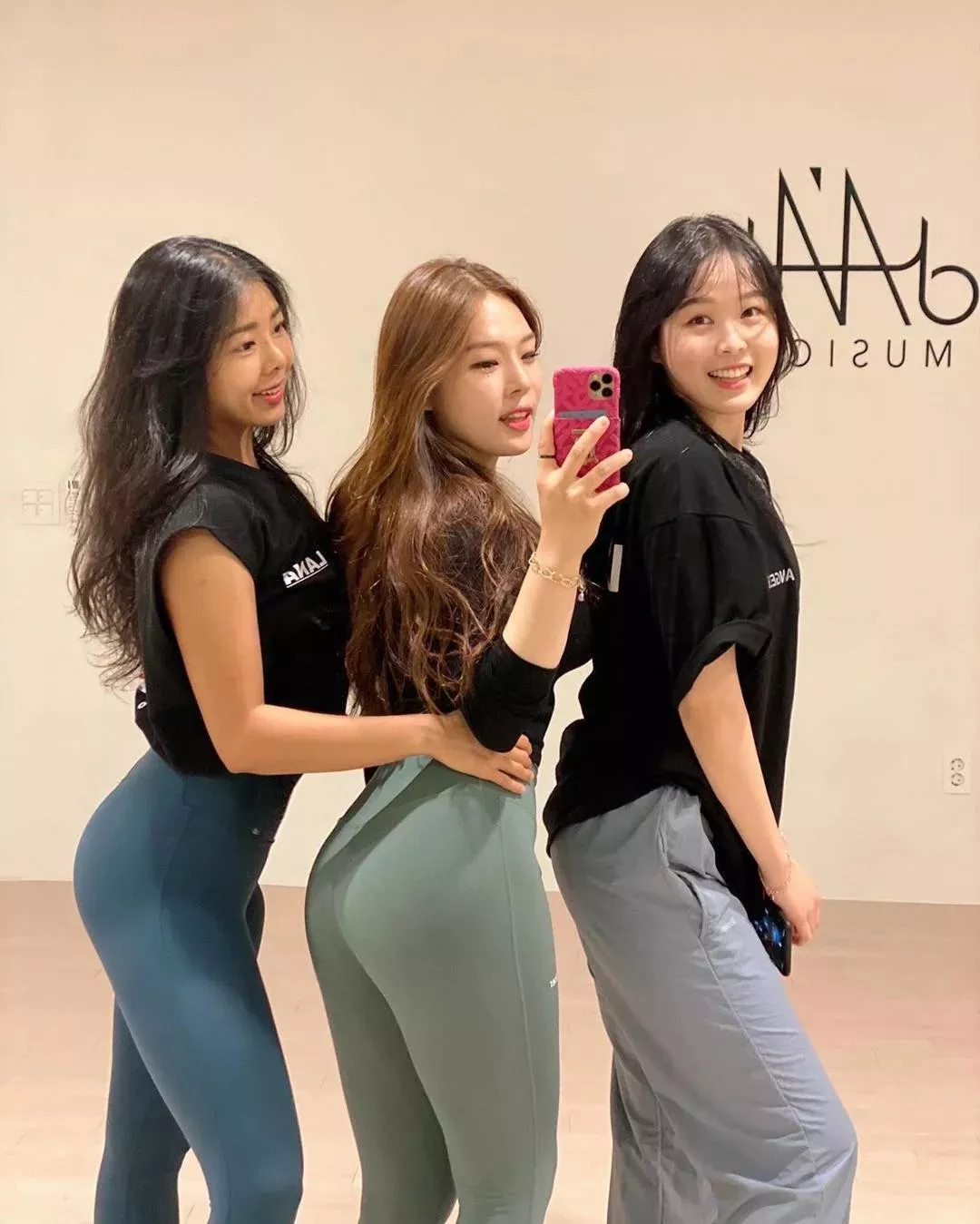 Asian Trio posted by rikkux2