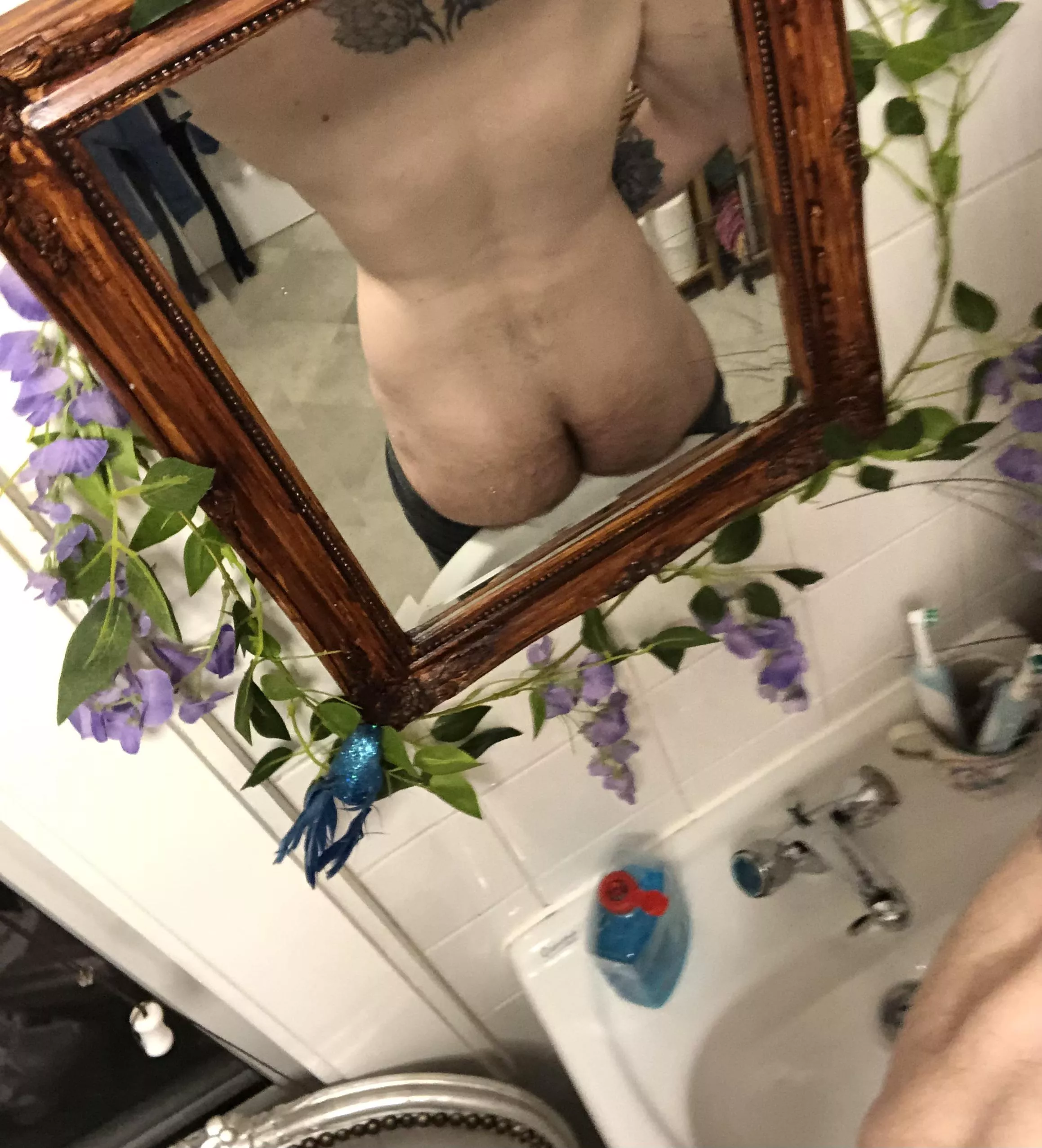 Ass pics are always a hassle 😬 posted by Appropriate-Ad2338