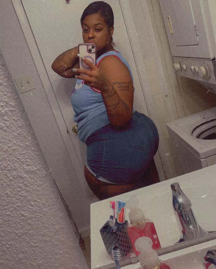 Ass so fat posted by BasilComprehensive78