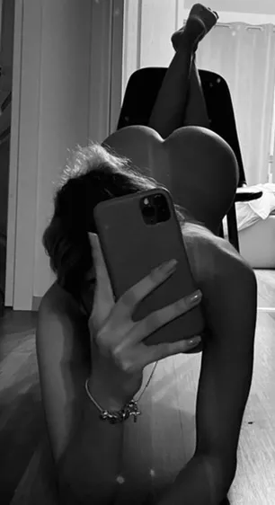 Ass up, face down. Like it baby? posted by zeirrra