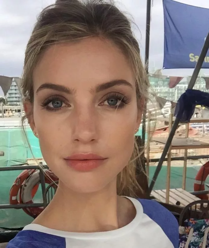 Astrid Baarsma posted by bobbyUP-MKII