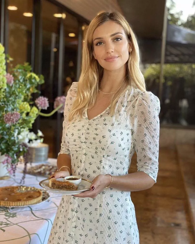 Astrid Baarsma posted by bobbyUP-MKII