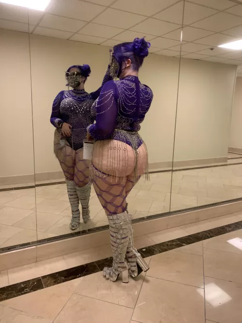 At a kinky hotel convention by You_Need_Nyx