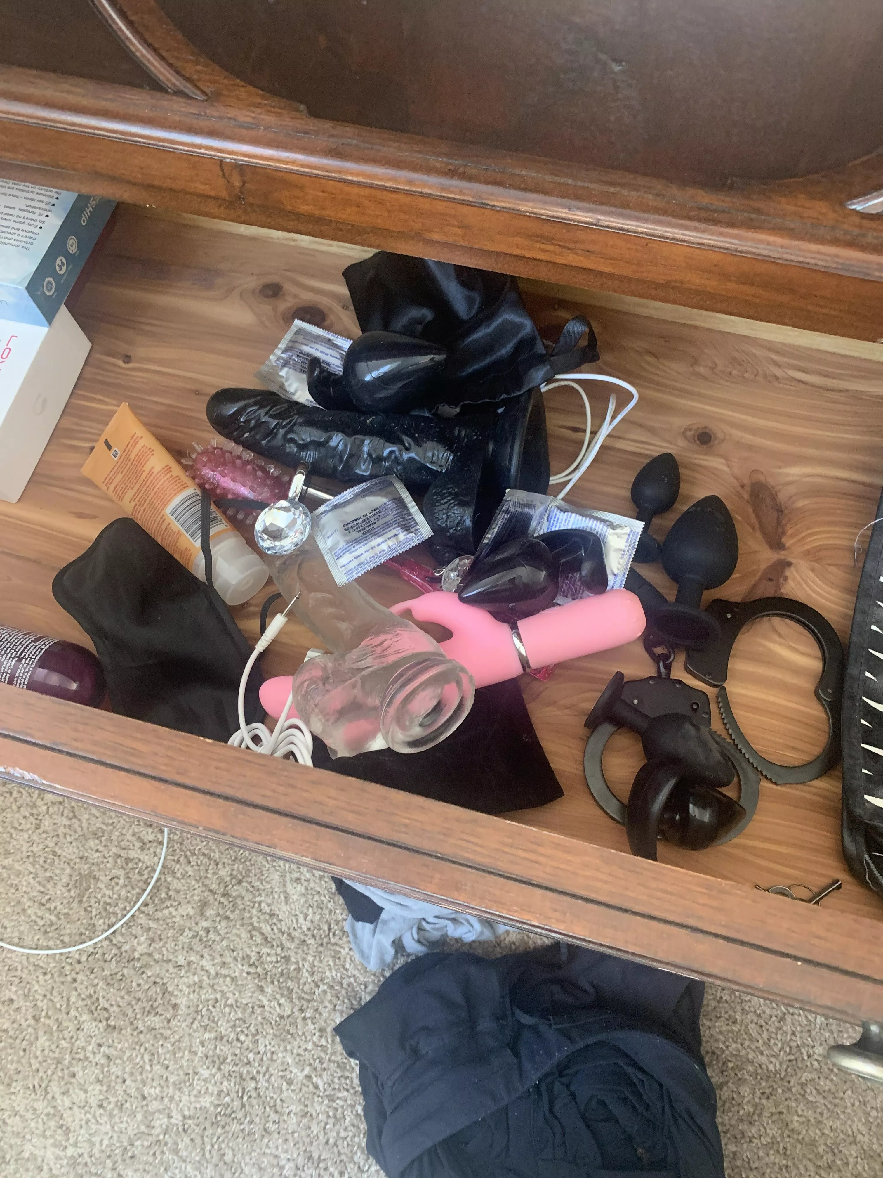 At home with wifeys things… dm me! posted by ccdaniel910