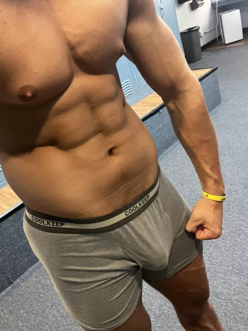 At the gym by drew_flexxx