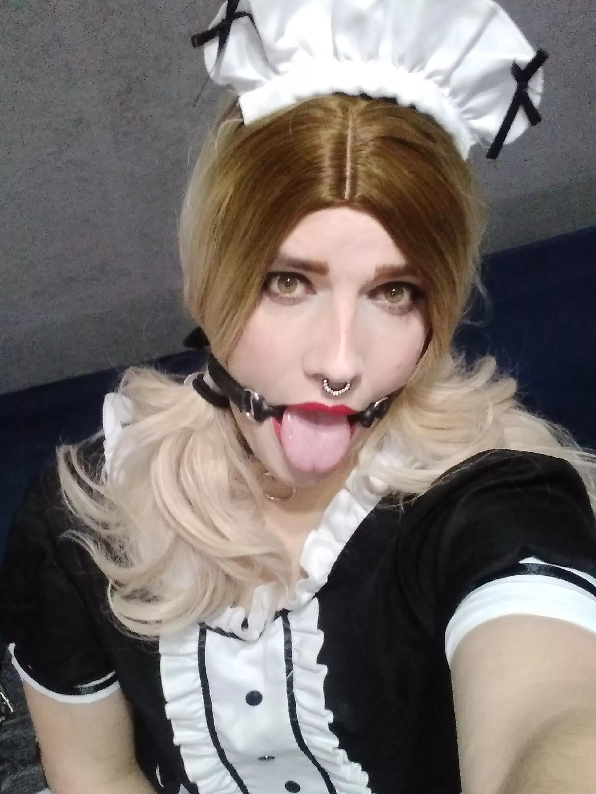 At your service posted by pink_collarx