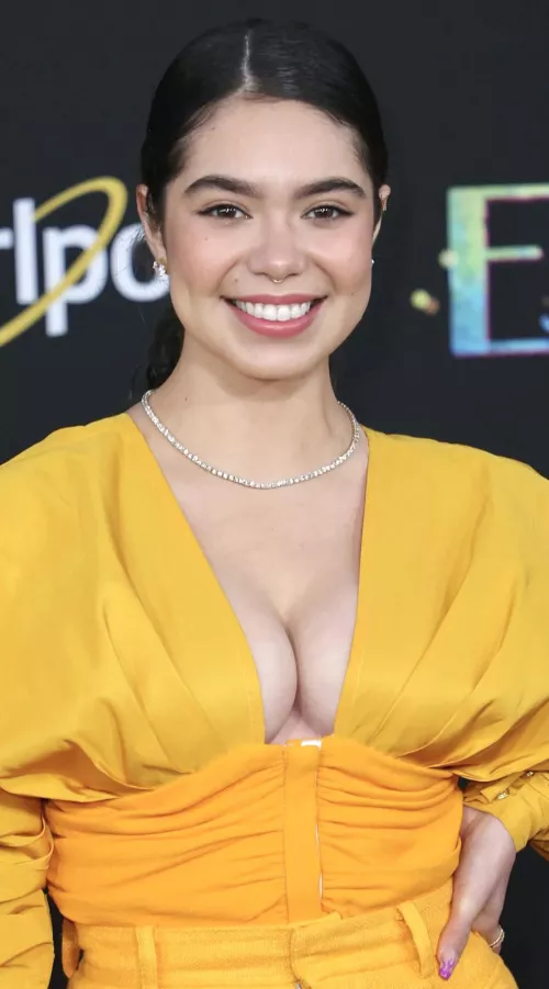 Auli‘i Cravalho by Freddys007
