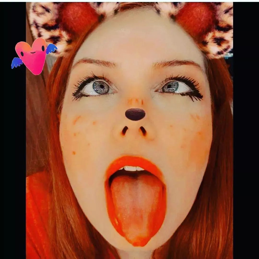 aura_cutie (@aura_cutie) [Instagram] posted by Maxwell-95