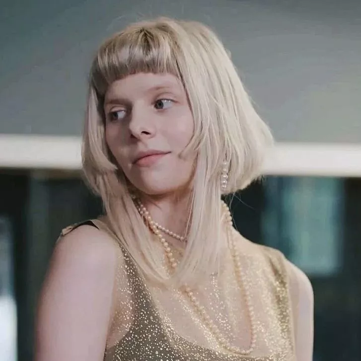 Aurora posted by GlamMetalLion