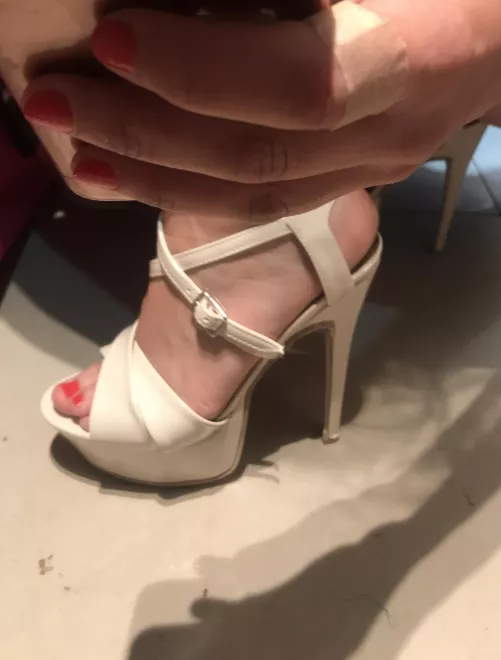 Babe, follow your biggest slut, won’t regret 💋 link below by MiissBW