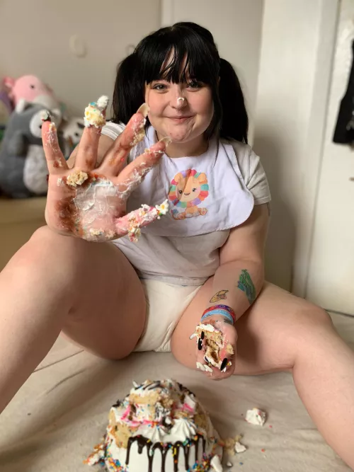 Babygirl’s first cake smashing!! 🎂 by Precious_bellss