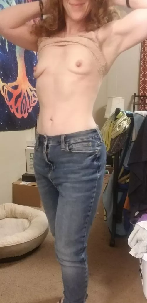 Baby's got her bluejeans on [F][45] by Ginger_Goddess69