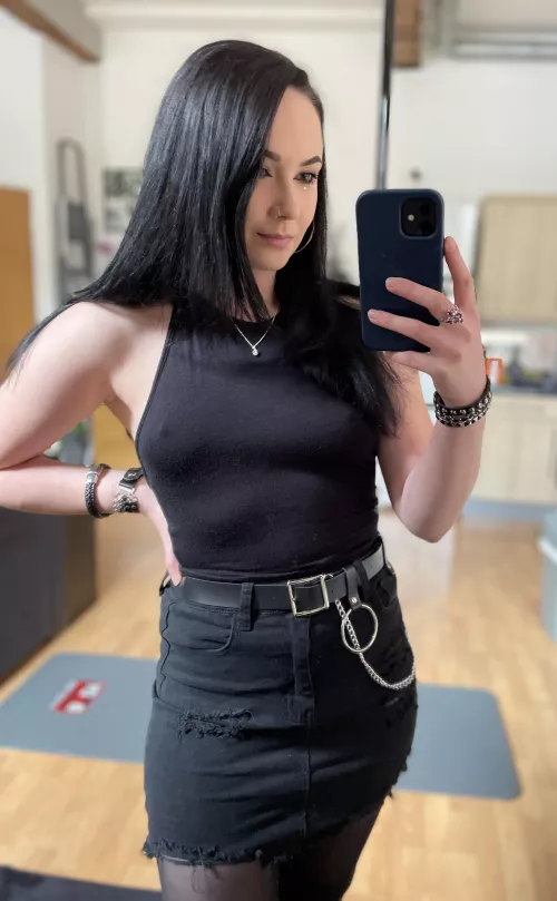 Back again with the risky halter neck top ;) by cockneygoth