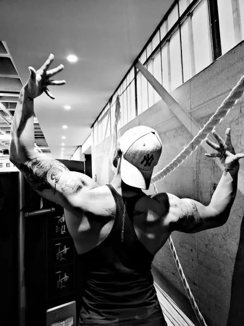 back day (M)35 by FitandtattedDad