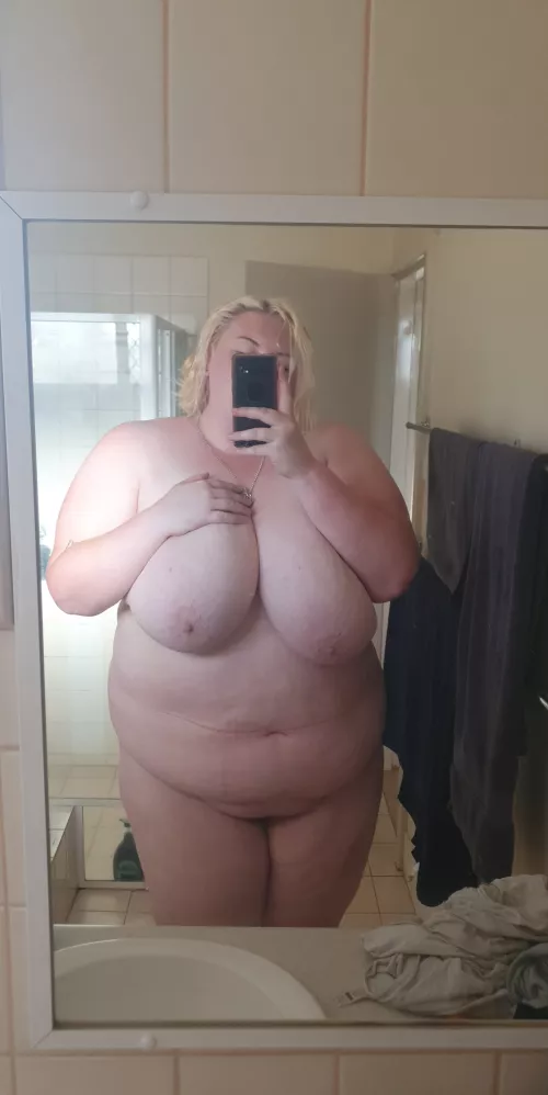 back from hiatus, hope to make you cum soon 😘 by jaddles02